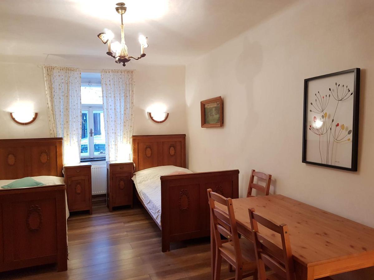 סלבוניצה Apartmany U Sv. Floriana מראה חיצוני תמונה