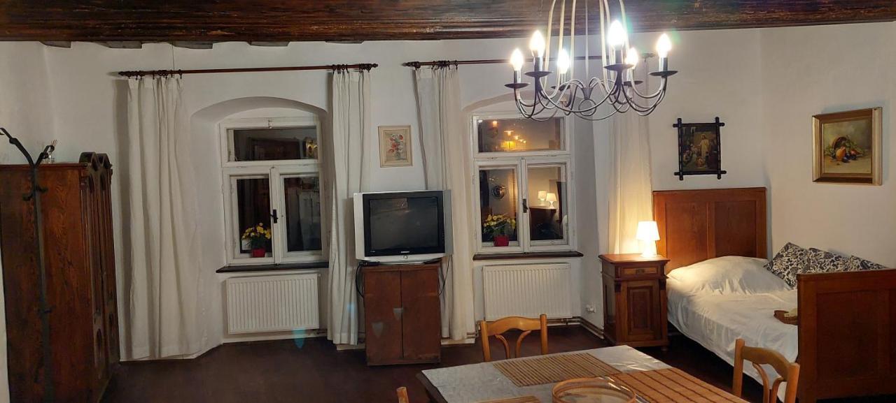 סלבוניצה Apartmany U Sv. Floriana מראה חיצוני תמונה
