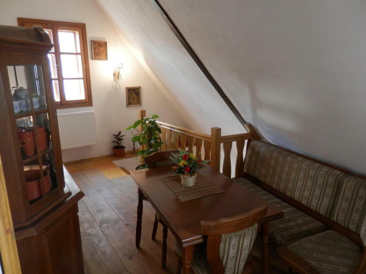 סלבוניצה Apartmany U Sv. Floriana מראה חיצוני תמונה
